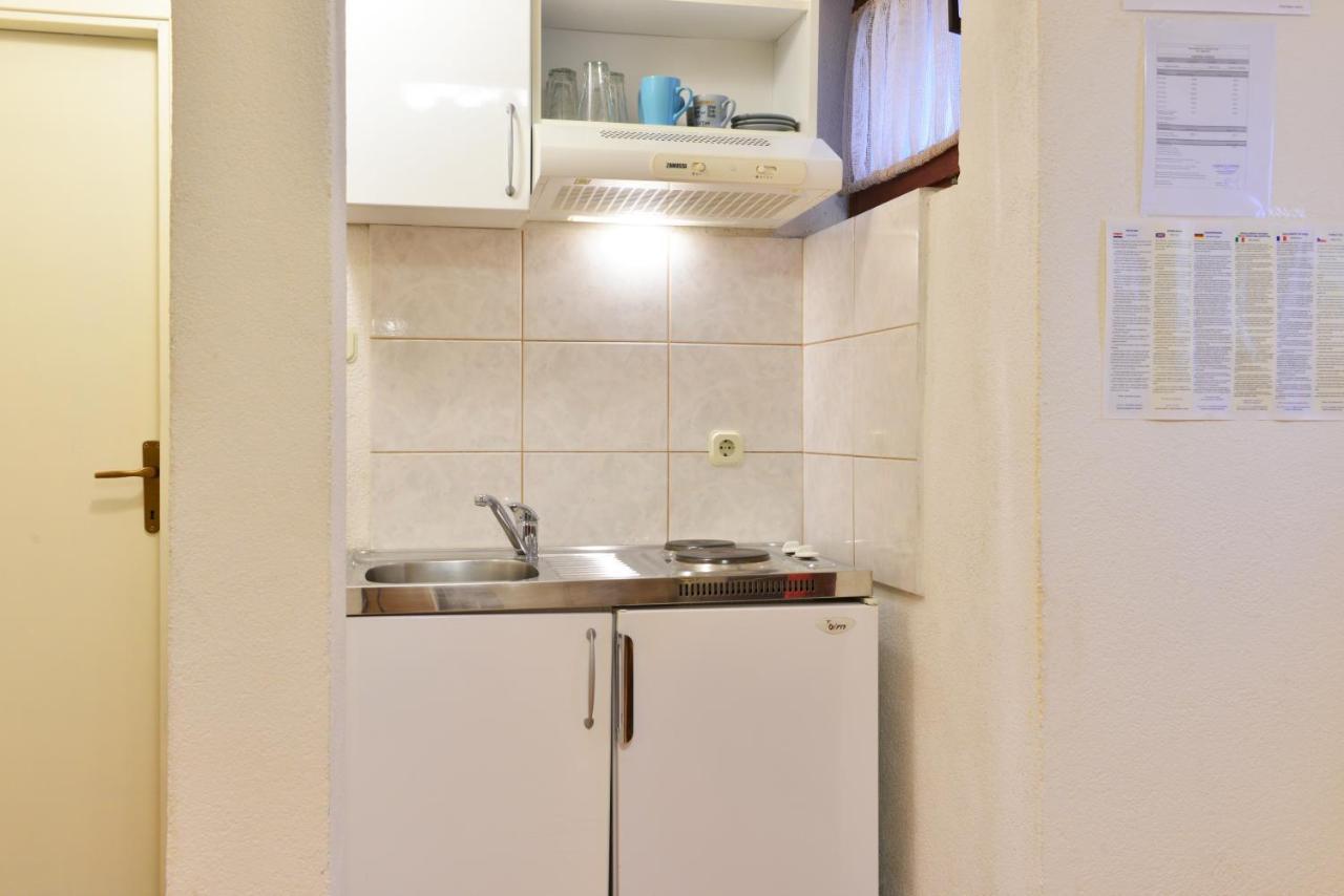 Apt Lavender On Nincevica St- 1 Bedroom Apt 5 Min To The Old Town Of Spalato Esterno foto