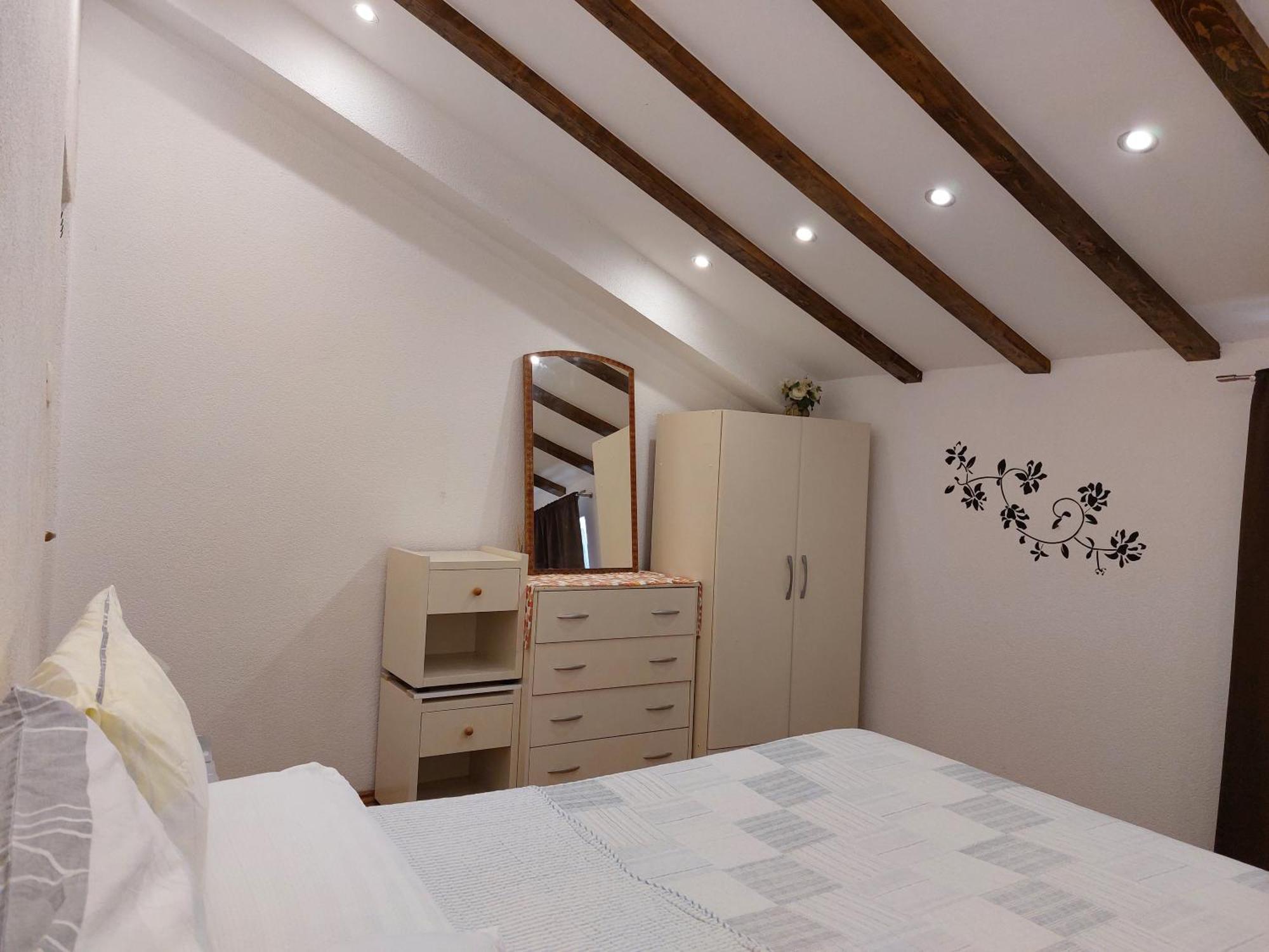Apt Lavender On Nincevica St- 1 Bedroom Apt 5 Min To The Old Town Of Spalato Esterno foto