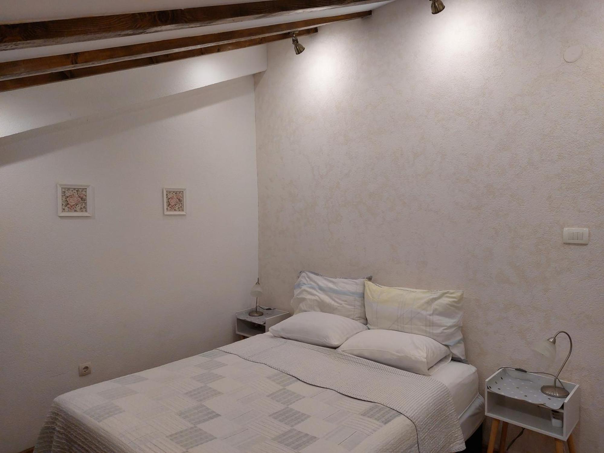 Apt Lavender On Nincevica St- 1 Bedroom Apt 5 Min To The Old Town Of Spalato Esterno foto