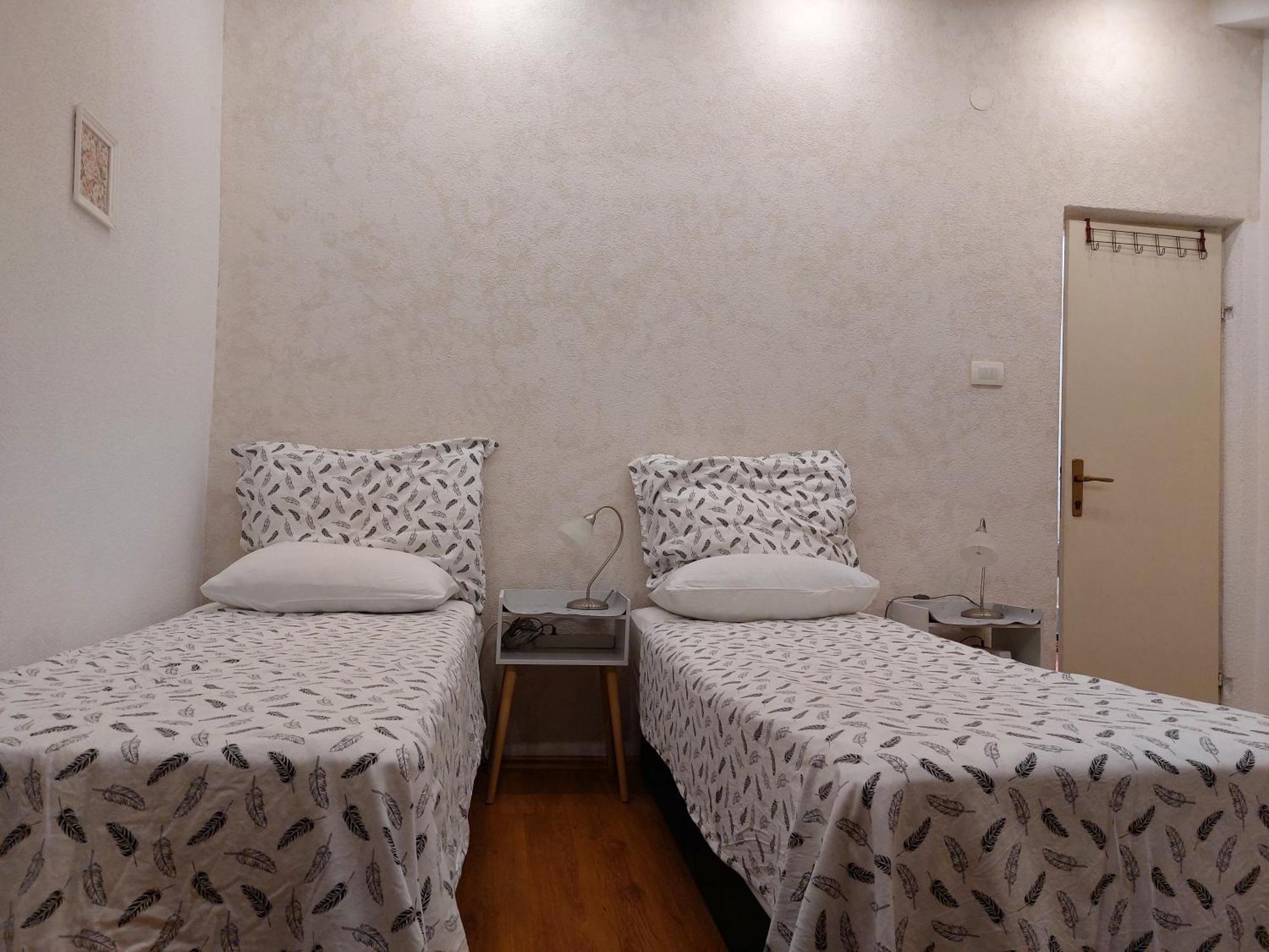 Apt Lavender On Nincevica St- 1 Bedroom Apt 5 Min To The Old Town Of Spalato Esterno foto